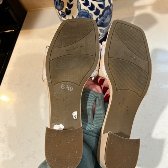 Marc Fischer sandals - Picture 5 of 6